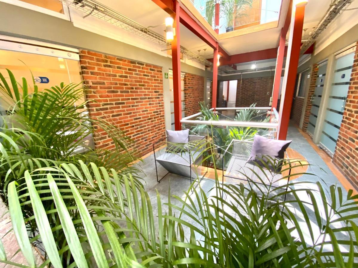 Roomies Hostel Reforma-El Angel Cidade do México Exterior foto